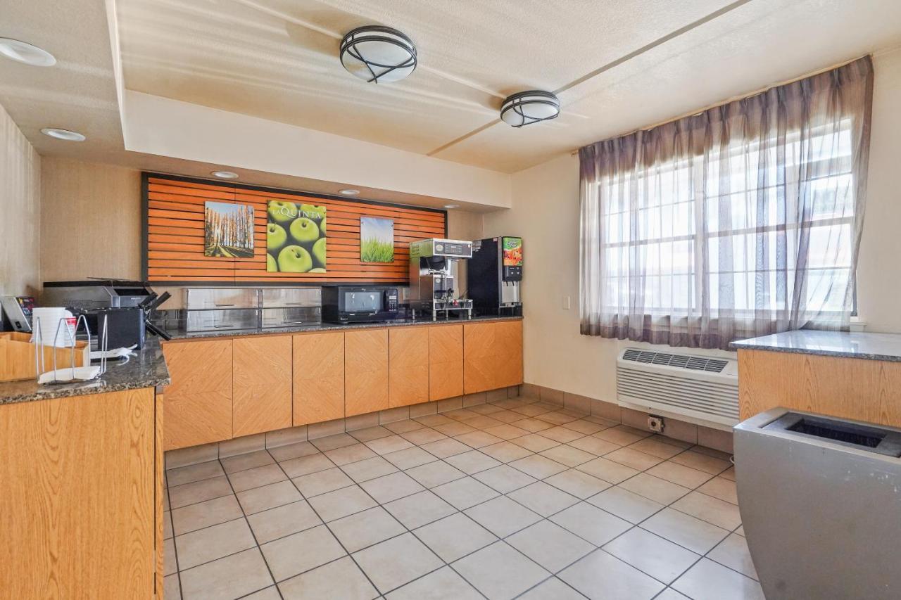 La Quinta By Wyndham Orange County Hotel 3*