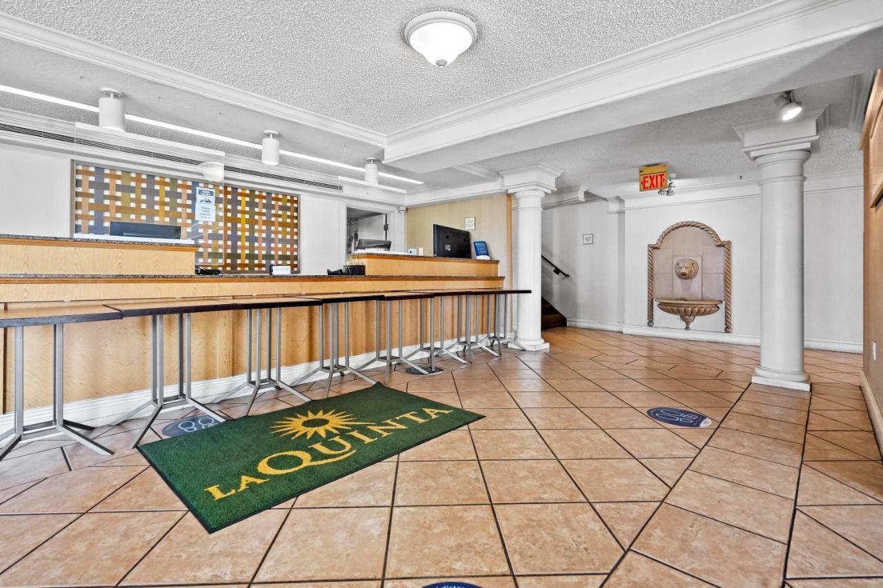 La Quinta By Wyndham Orange County Hotel 3*