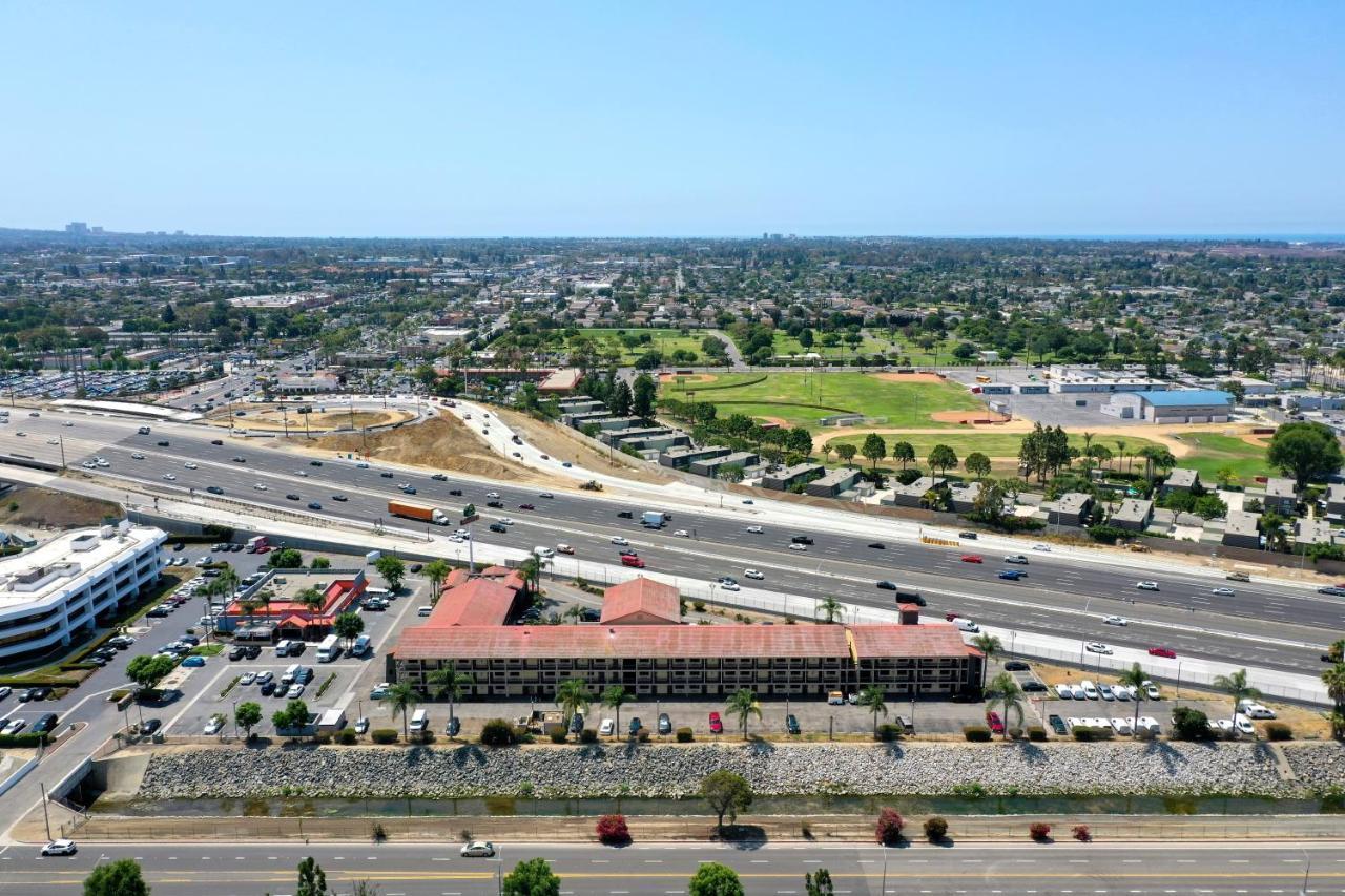 La Quinta By Wyndham Orange County