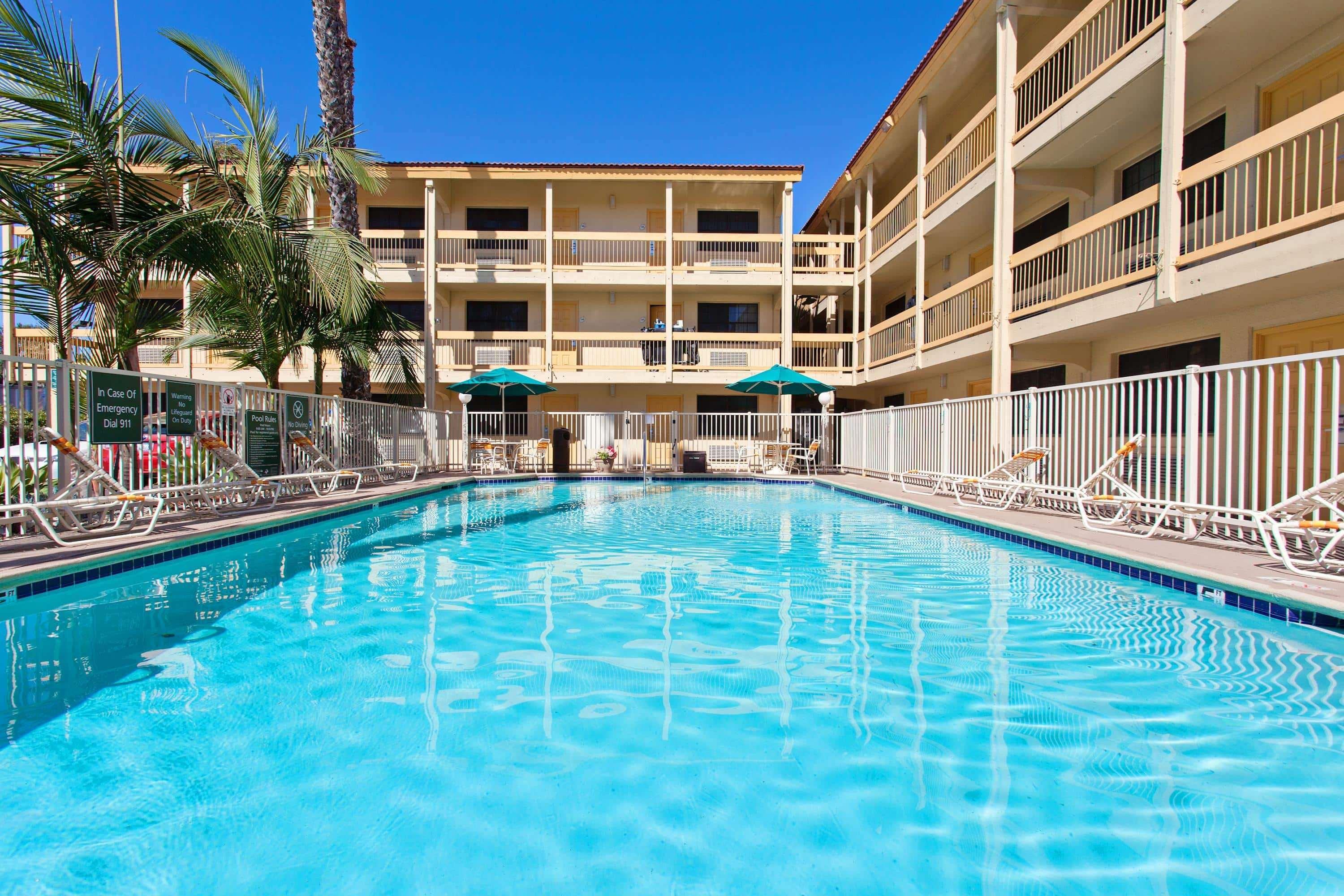 La Quinta By Wyndham Orange County 3*