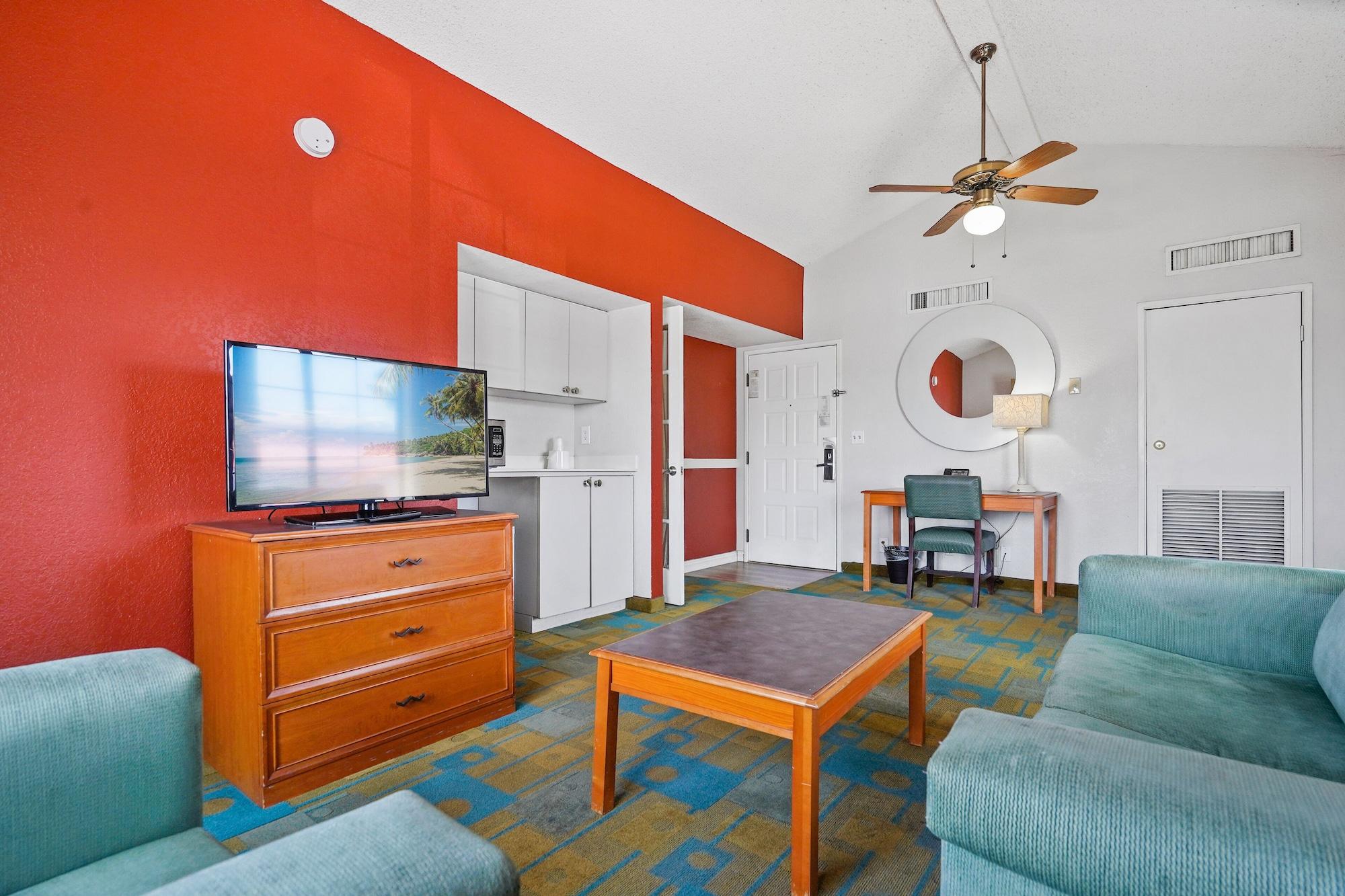 La Quinta By Wyndham Orange County 3*