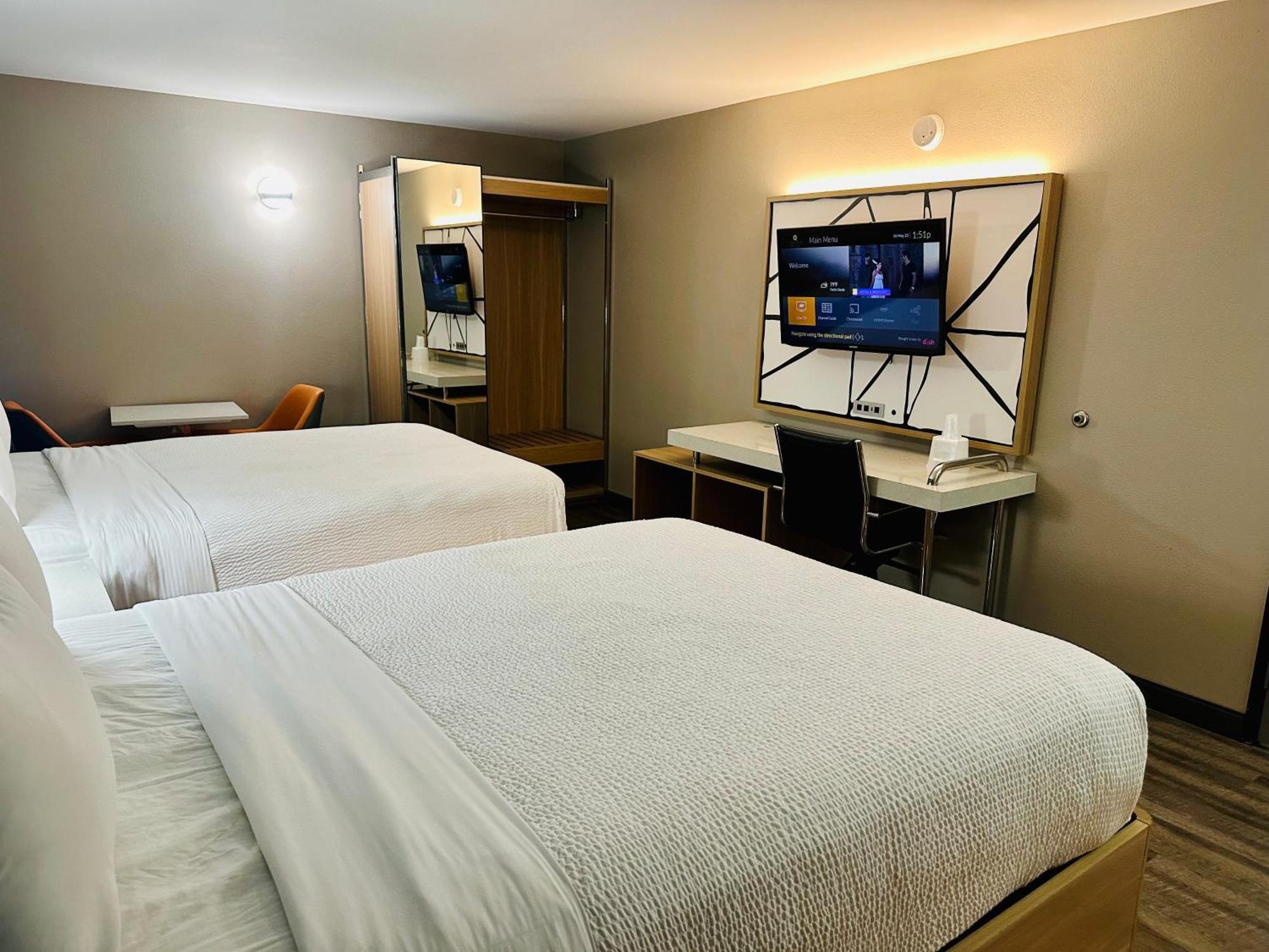 La Quinta By Wyndham Orange County Hotel 3*